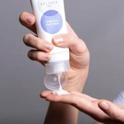 Balance Me Pure Skin Face Wash -Jerseybeauty Sales 5060131094977 4 11dd96daa3fc8c5e1119bc3ea0940038