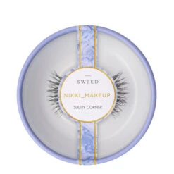SWEED Nikki Sultry Corner Lashes -Jerseybeauty Sales 7350080190416 Sweed Nikki Sultry Corner Box 2023 05 15 145738 11dd96daa3fc8c5e1119bc3ea0940038