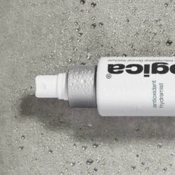 Dermalogica AGE Smart® Antioxidant Hydramist 16 Dermalogica AGE Smart® Antioxidant Hydramist -Jerseybeauty Sales Antioxidnt Hydramist 102021 lifestyle 1 11dd96daa3fc8c5e1119bc3ea0940038