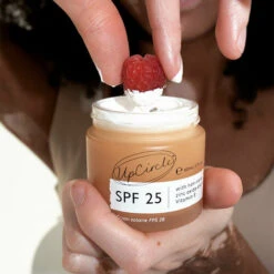 UpCircle SPF 25 Mineral Sunscreen -Jerseybeauty Sales Upcircle SPF 25 Mineral Sunscreen 60ml 6 11dd96daa3fc8c5e1119bc3ea0940038