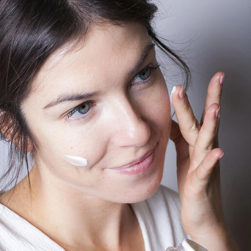 Institut Esthederm Lift & Repair Tightening Face Cream 6 Institut Esthederm Lift & Repair Tightening Face Cream - Image 4